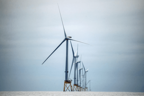 Obnoviteľná energia, pobrežná elektráreň, projekt, vietor, miesto, more, veterná turbína